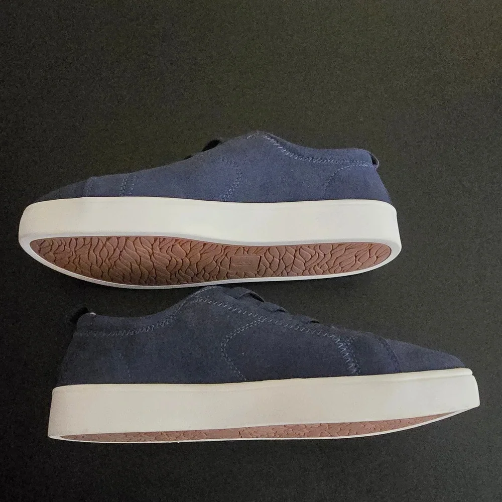 Revitalign Womens Navy Blue Suede Shimmer Orthotic Lace Up Sneakers Low Top 10D